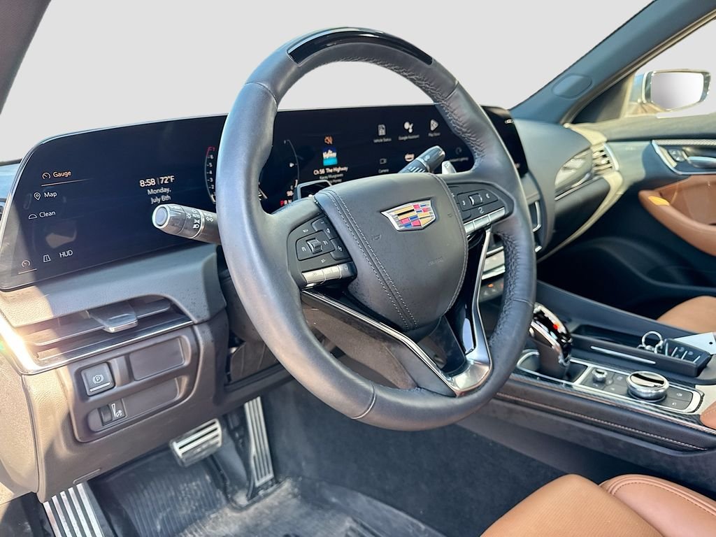 Used 2025 Silver Cadillac Premium Luxury image 9