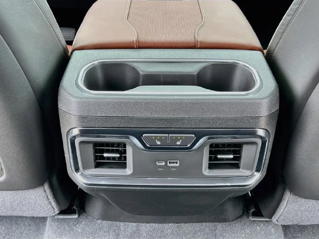 New 2026 Onyx Black GMC Denali Ultimate image 18