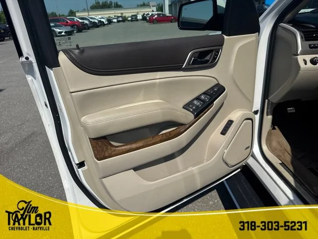 Used 2019 WHITE FROST TRICOAT GMC Denali image 21