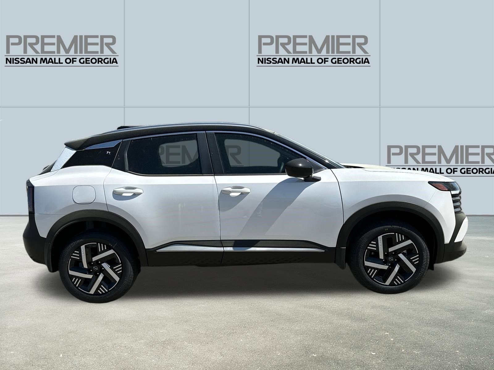New 2026 White Nissan SV image 4