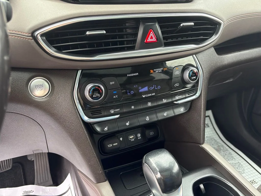 Used 2020 Quartz White Hyundai Limited image 19