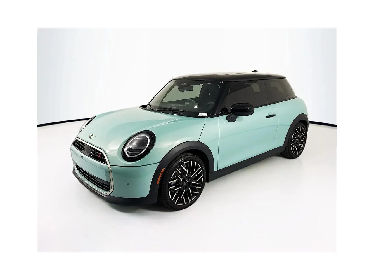 2026 MINI Hardtop Cooper S's photo