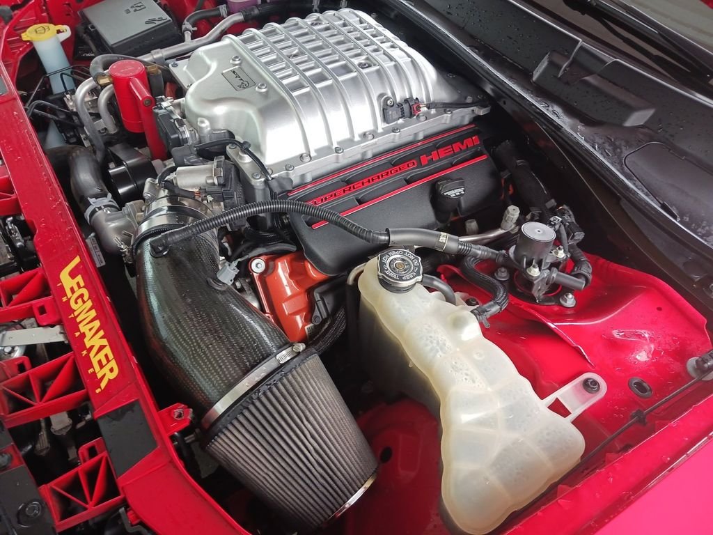 Used 2020 Red Dodge SRT Hellcat image 36