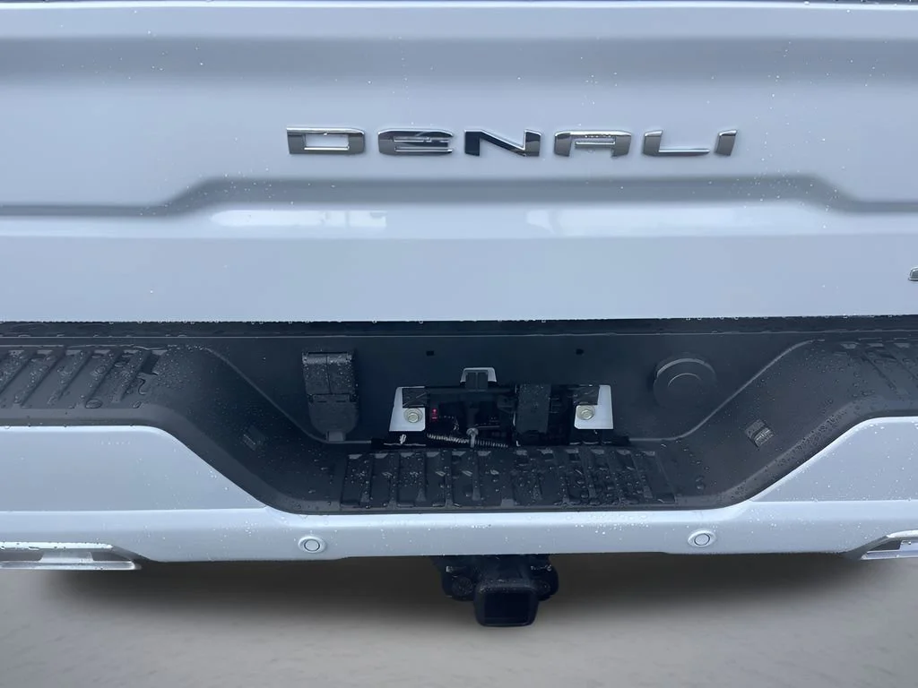 New 2026 Glacier White Tricoat GMC Denali Ultimate image 39