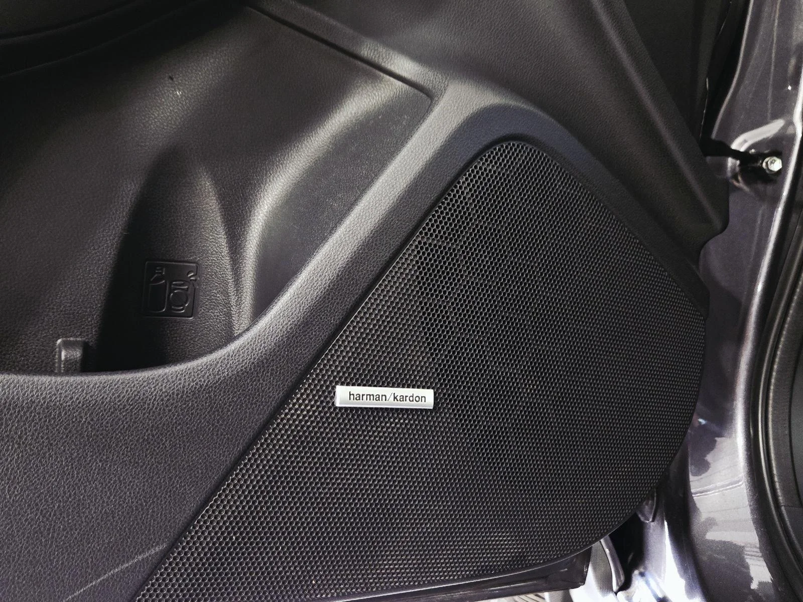 Used 2025 Magnetite Gray Metallic Subaru Limited image 13