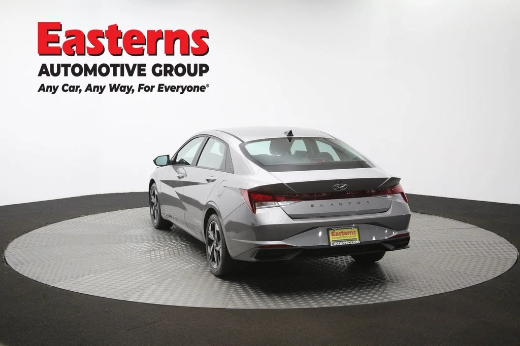 Used 2023 Silver Hyundai SEL image 60