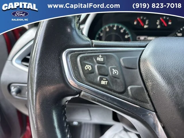 Used 2021 Red Chevrolet RS image 22