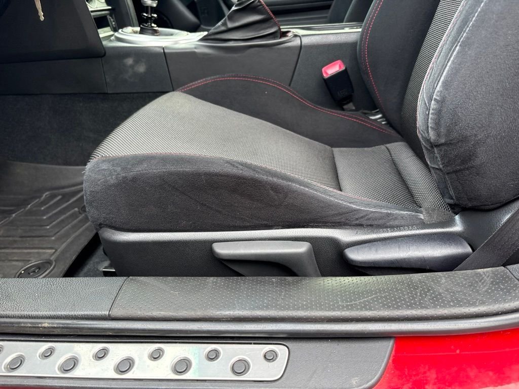 Used 2016 Red Subaru Premium image 16