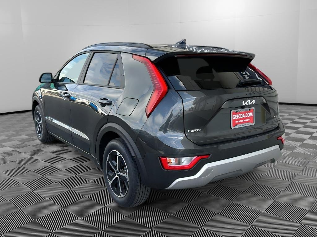 New 2026 Interstellar Gray Kia LX image 6