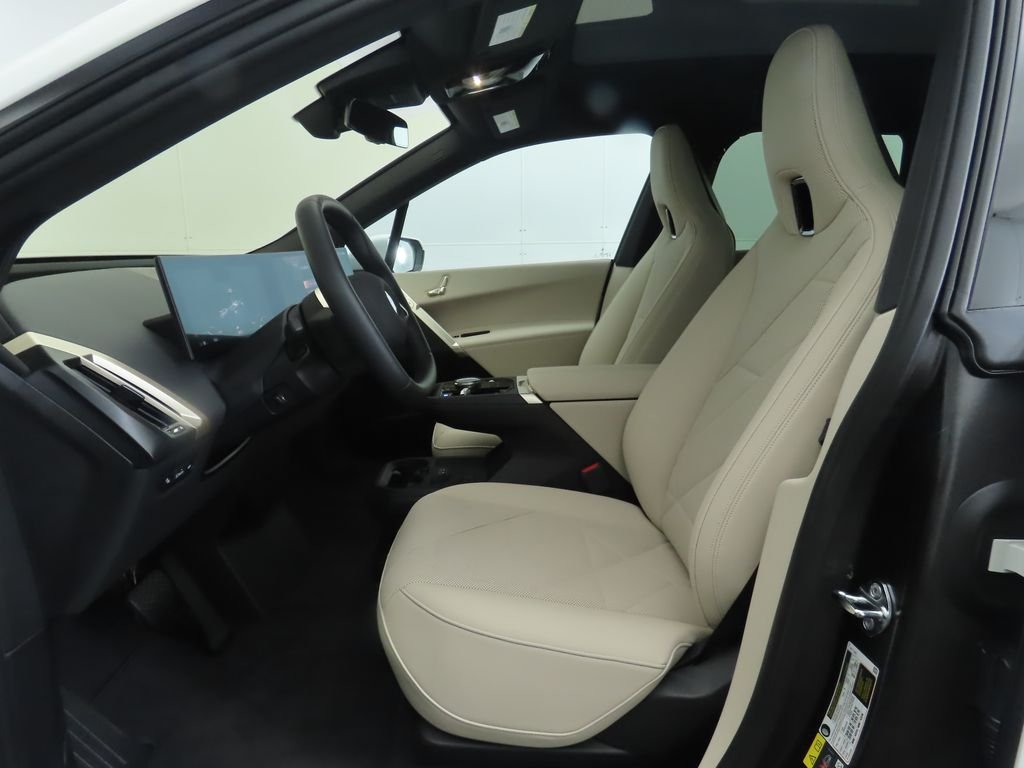 2026 BMW iX 60 - Photo 21