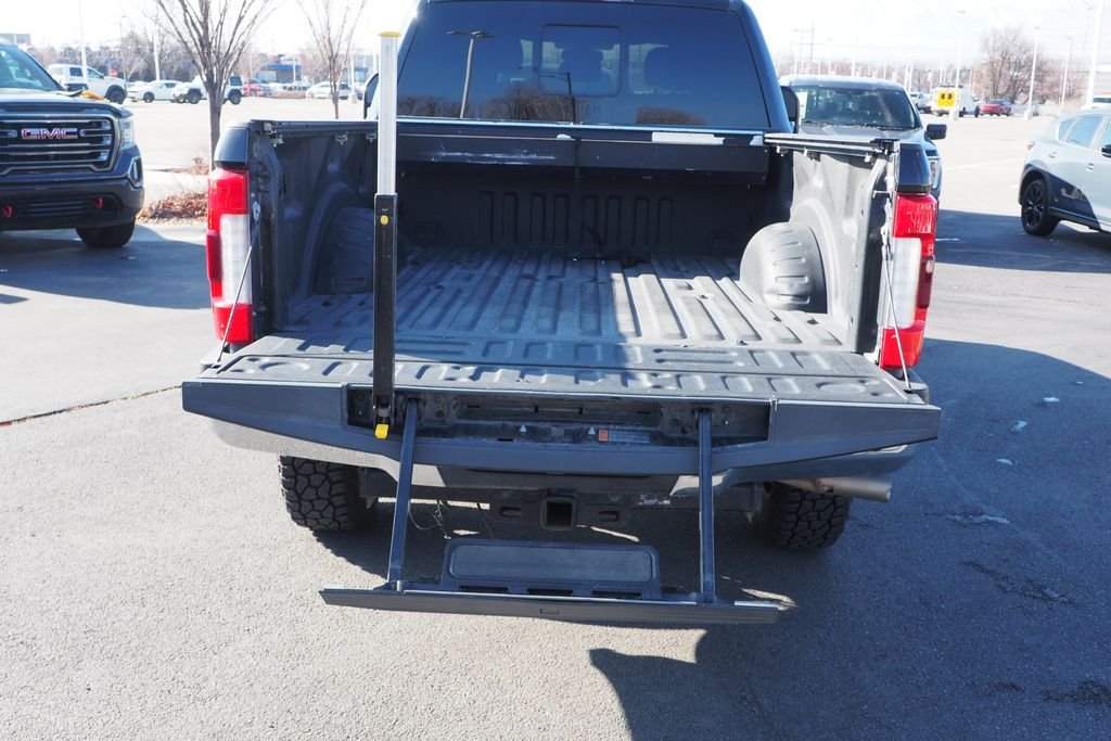 Used 2019 Black Ford Lariat image 19