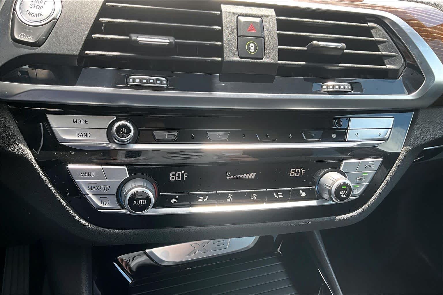 Used 2021 Dark Graphite Metallic BMW xDrive30i image 33