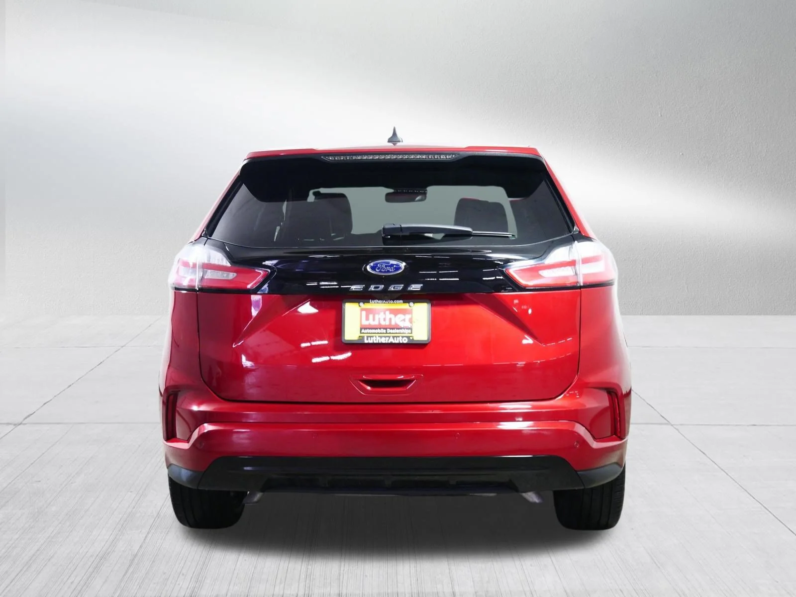 Used 2024 Rapid Red Metallic Tinted Clearcoat Ford ST-Line image 6
