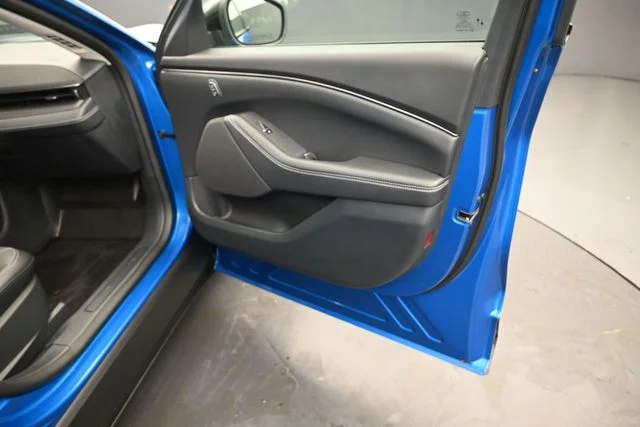 Certified Used 2025 Velocity Blue Metallic Ford Select image 31