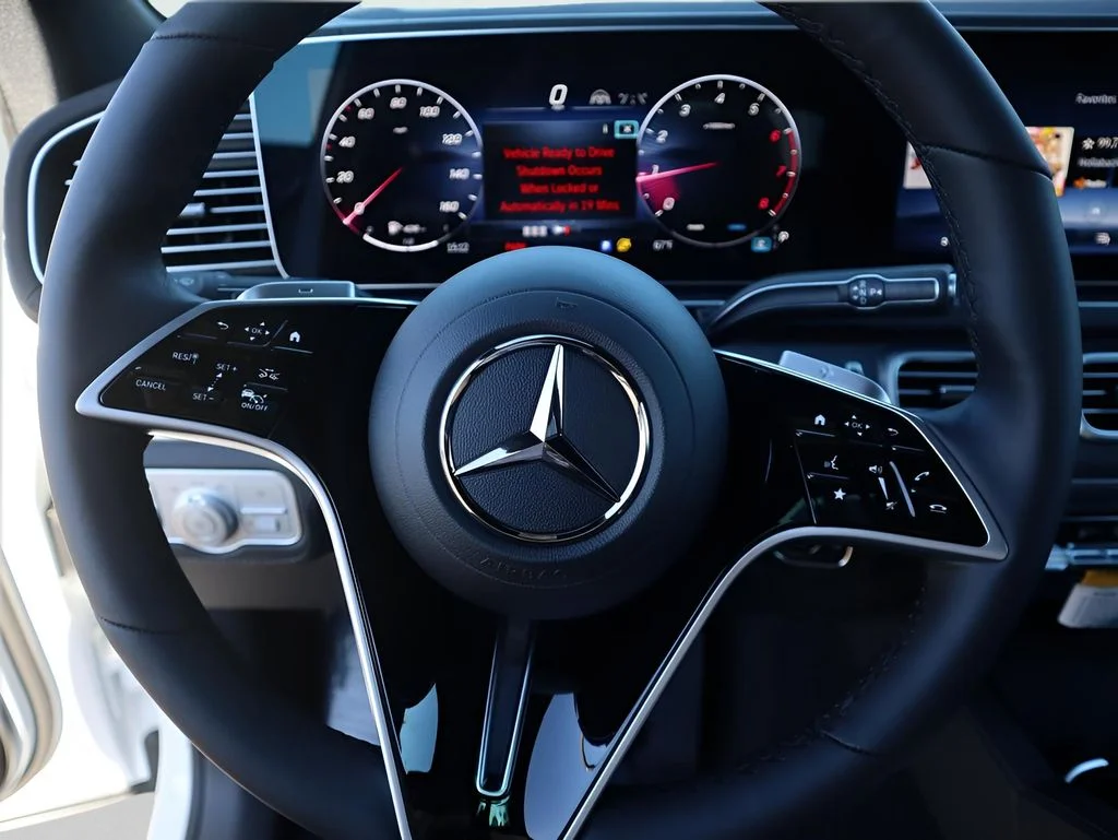 Certified Used 2026 MANUFAKTUR Moonlight White Metallic Mercedes-Benz GLE 350 image 35