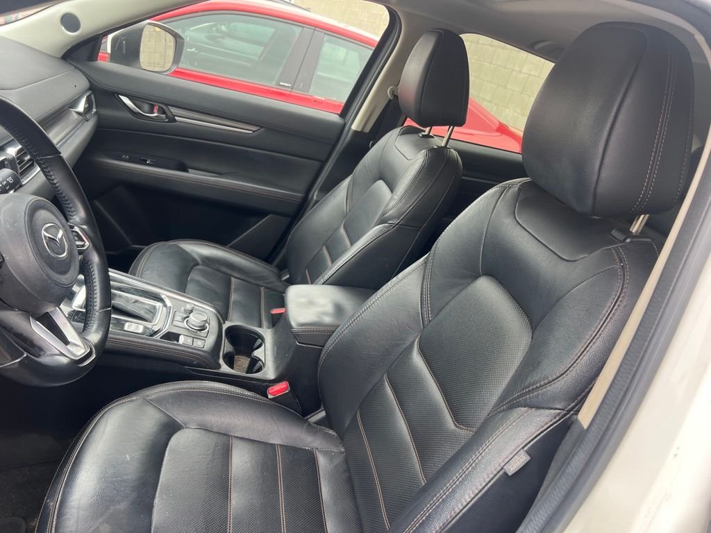 Used 2020 White Mazda Grand Touring image 10