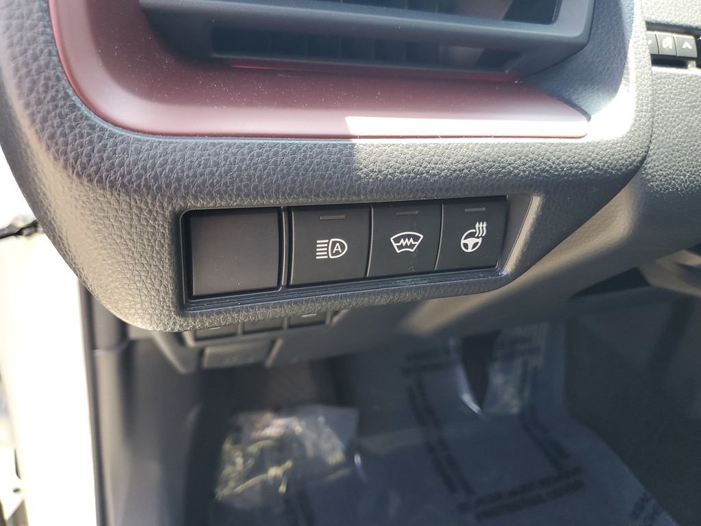 Used 2024 Pearl Toyota XSE Premium image 23
