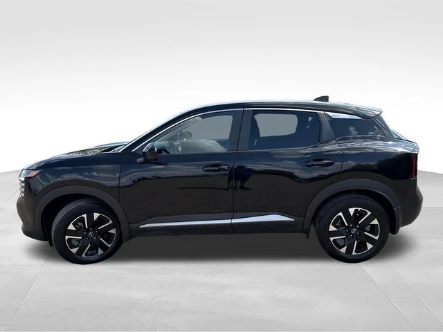 Used 2025 Black Nissan SV image 5