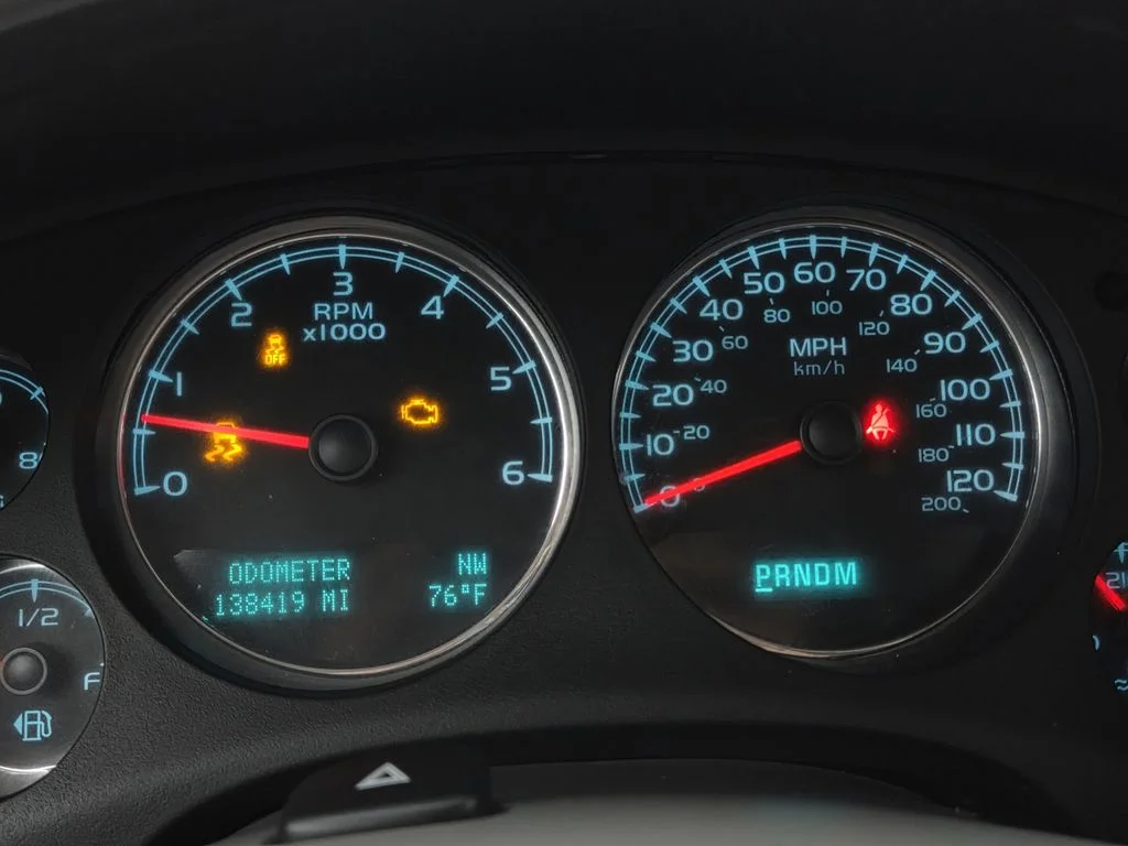 Used 2014 White Chevrolet LTZ image 22