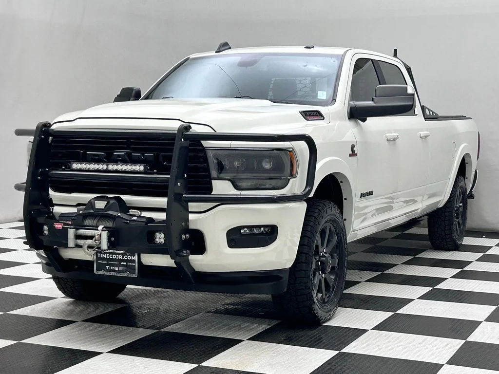 Used 2021 White Ram Laramie image 4