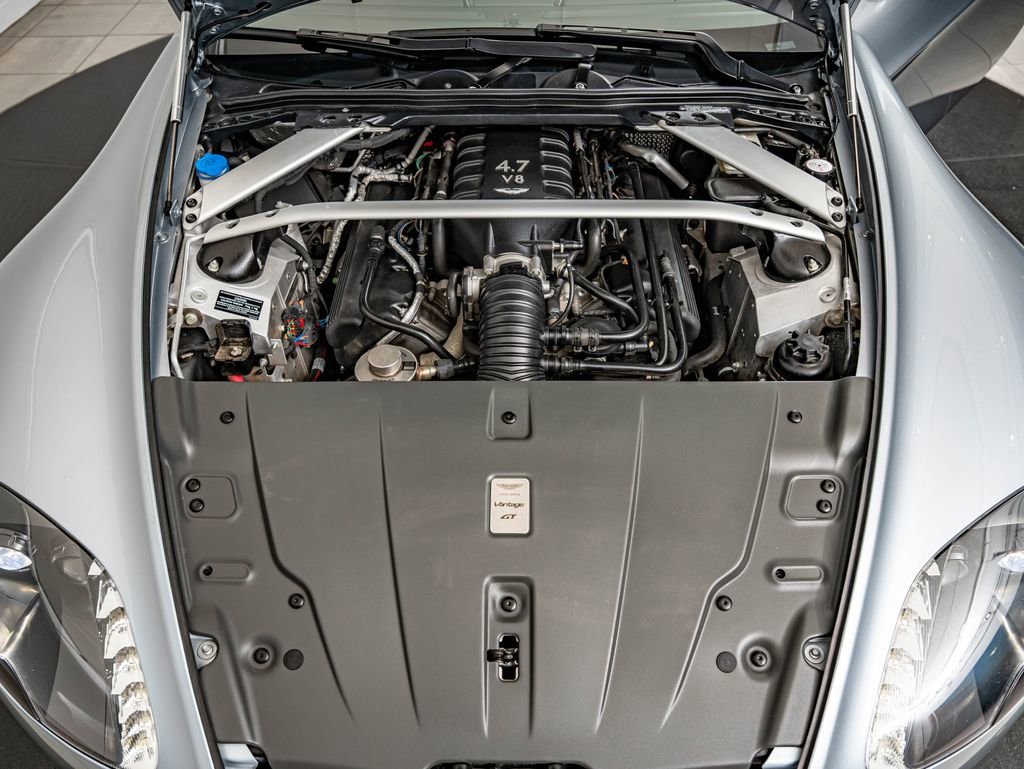 Used 2015 Skyfall Silver Aston Martin  image 42
