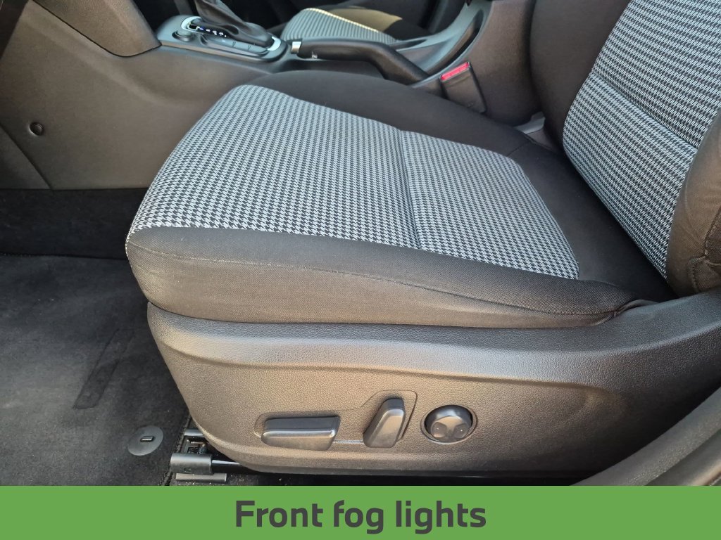 Used 2020 White Hyundai SEL Plus image 19
