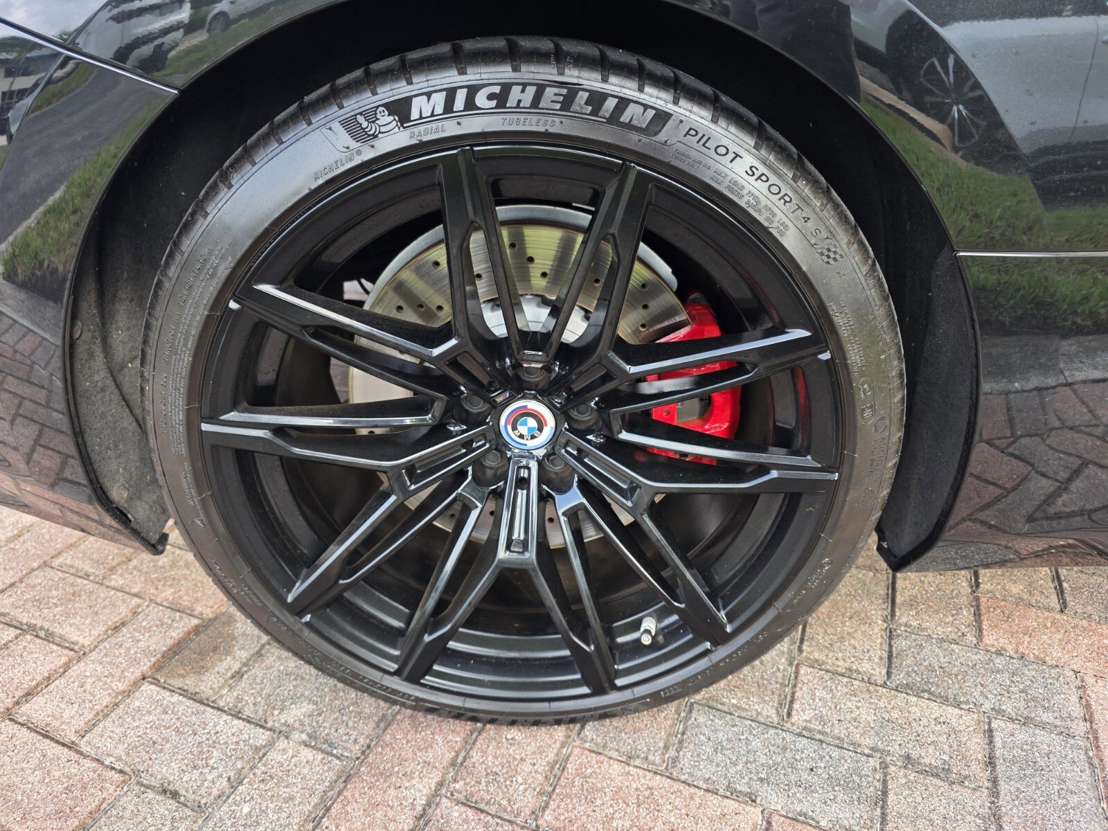 Used 2023 Black Sapphire Metallic BMW Coupe image 9