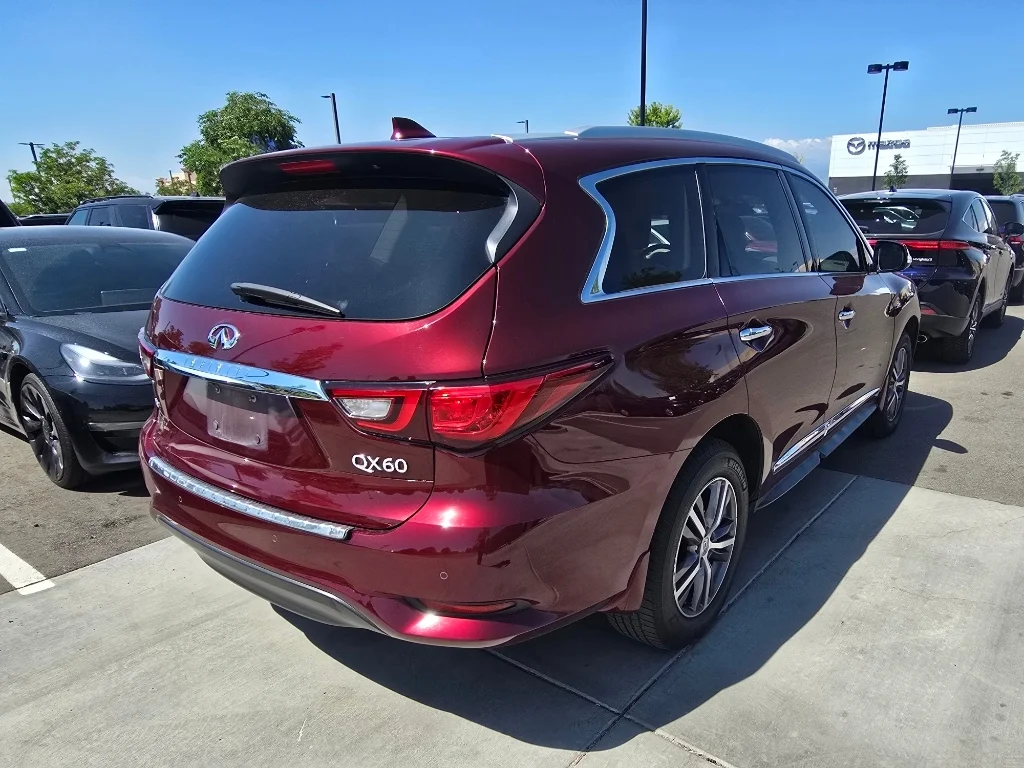 Used 2020 Deep Bordeaux INFINITI LUXE image 18
