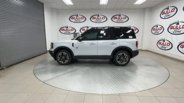 New 2026 Space White Metallic Ford Outer Banks image 7