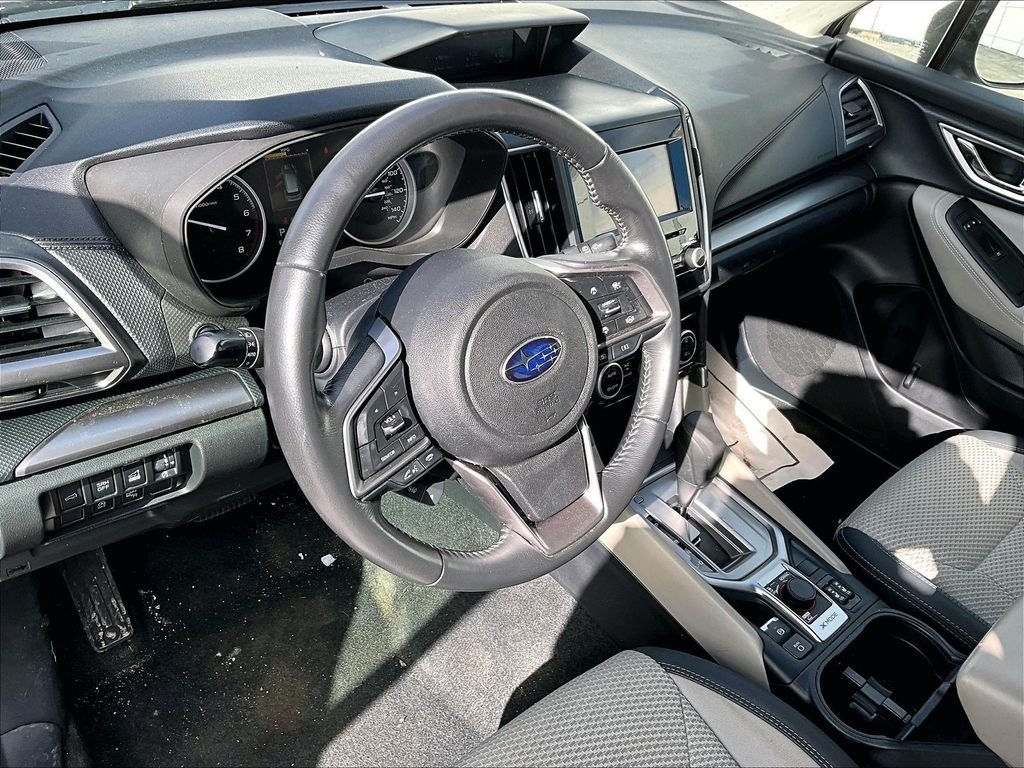 Used 2023 Crystal White Pearl Subaru Premium image 8