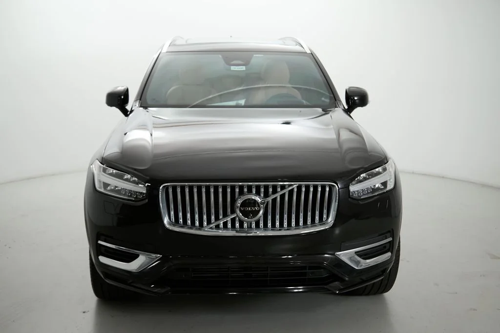 Certified Used 2024 Onyx Black Volvo Ultimate image 5