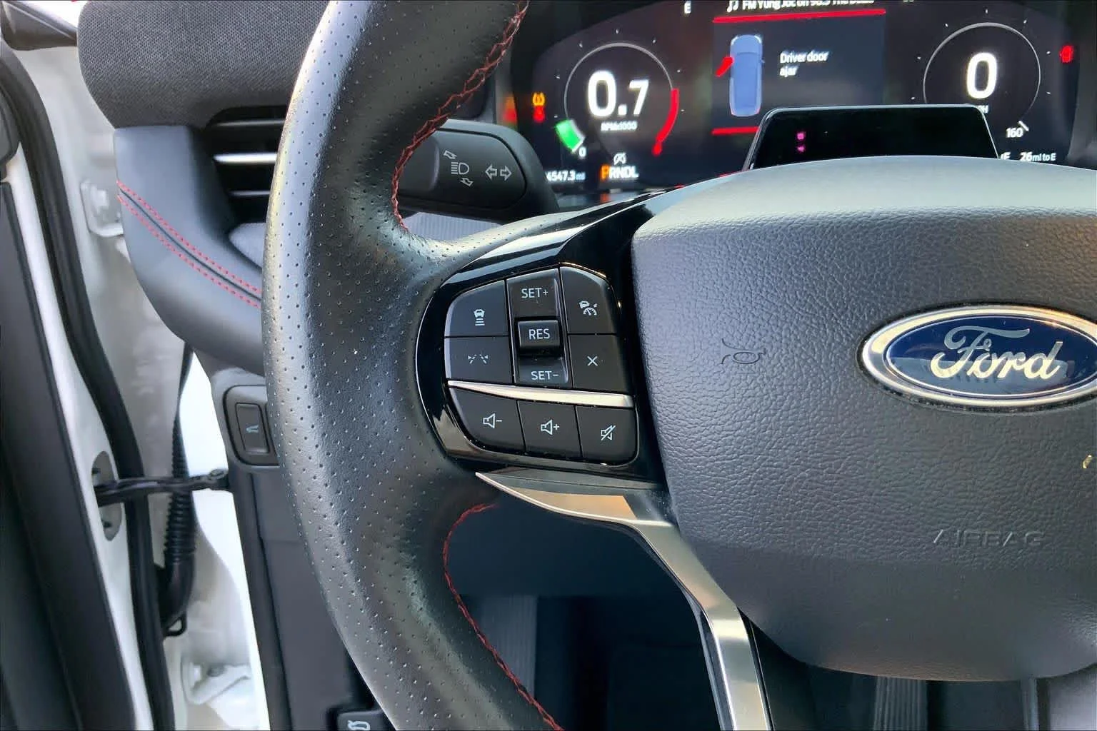 Used 2025 Star White Metallic Tri-Coat Ford ST-Line image 20