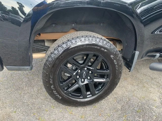 Used 2025 Black Chevrolet Custom Trail Boss image 37