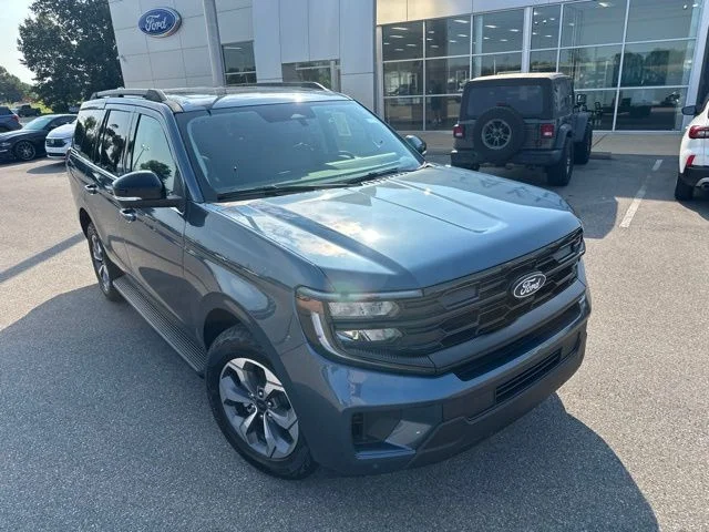New 2027 Nocturnal Blue Metallic Ford Active image 6