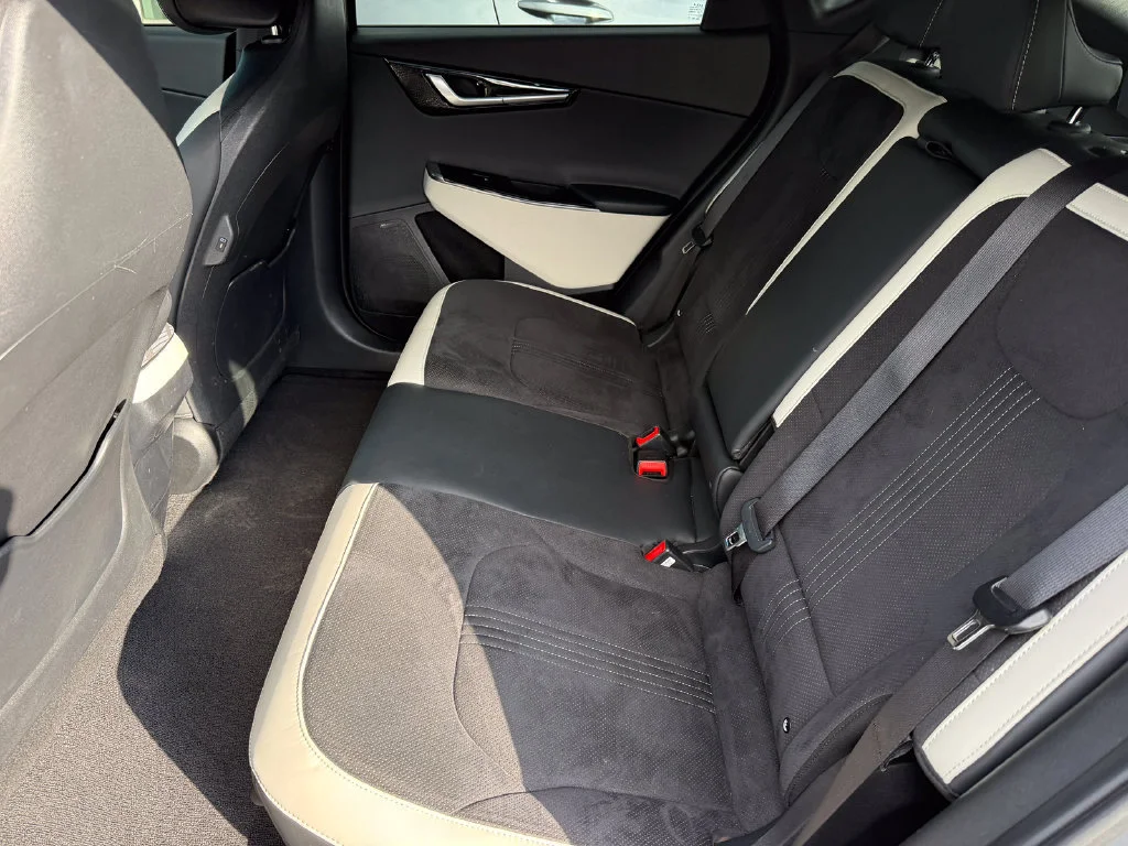 Used 2024  Kia GT-Line image 15