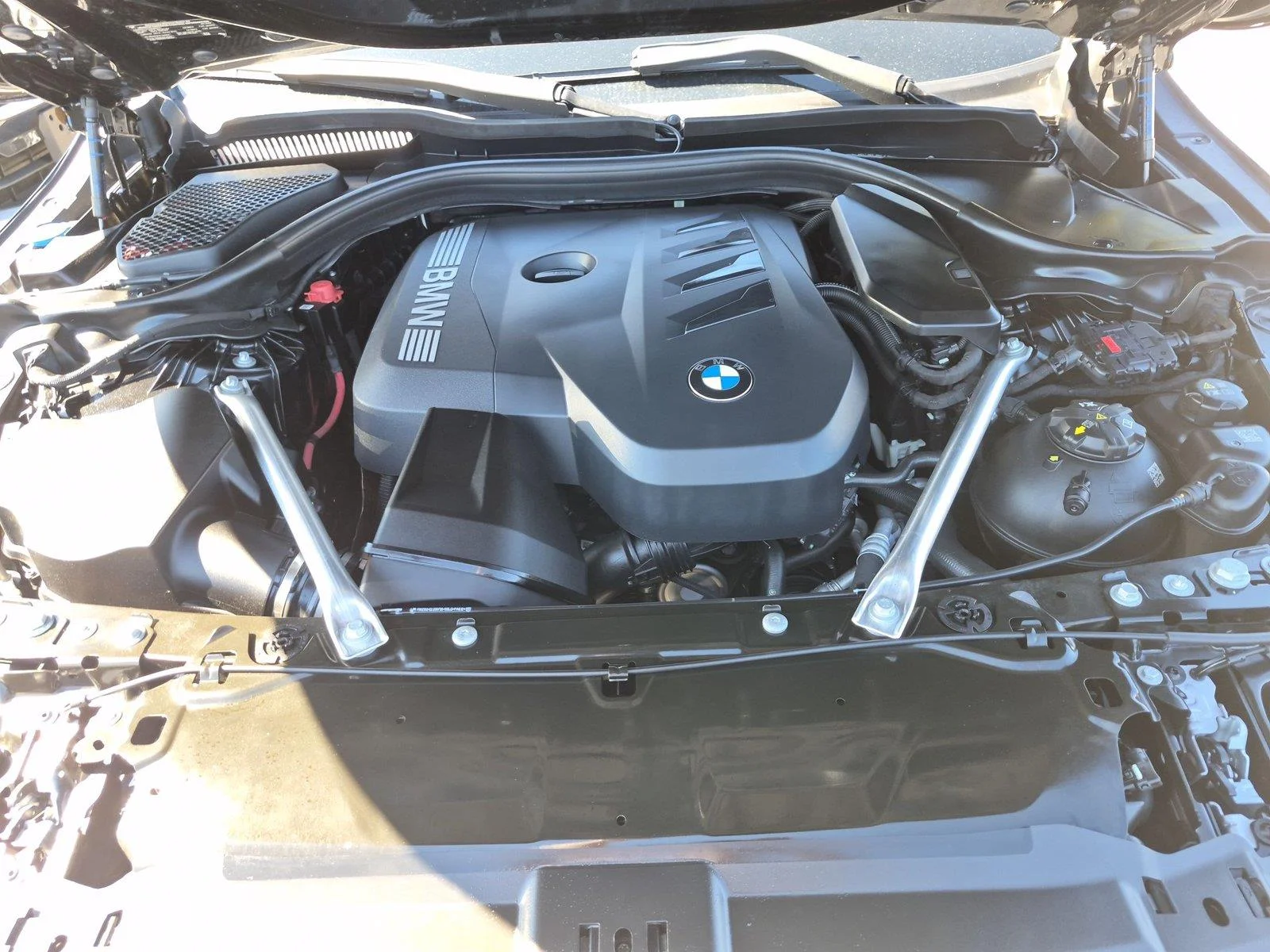 Used 2026 Black Sapphire Metallic BMW 530i image 36