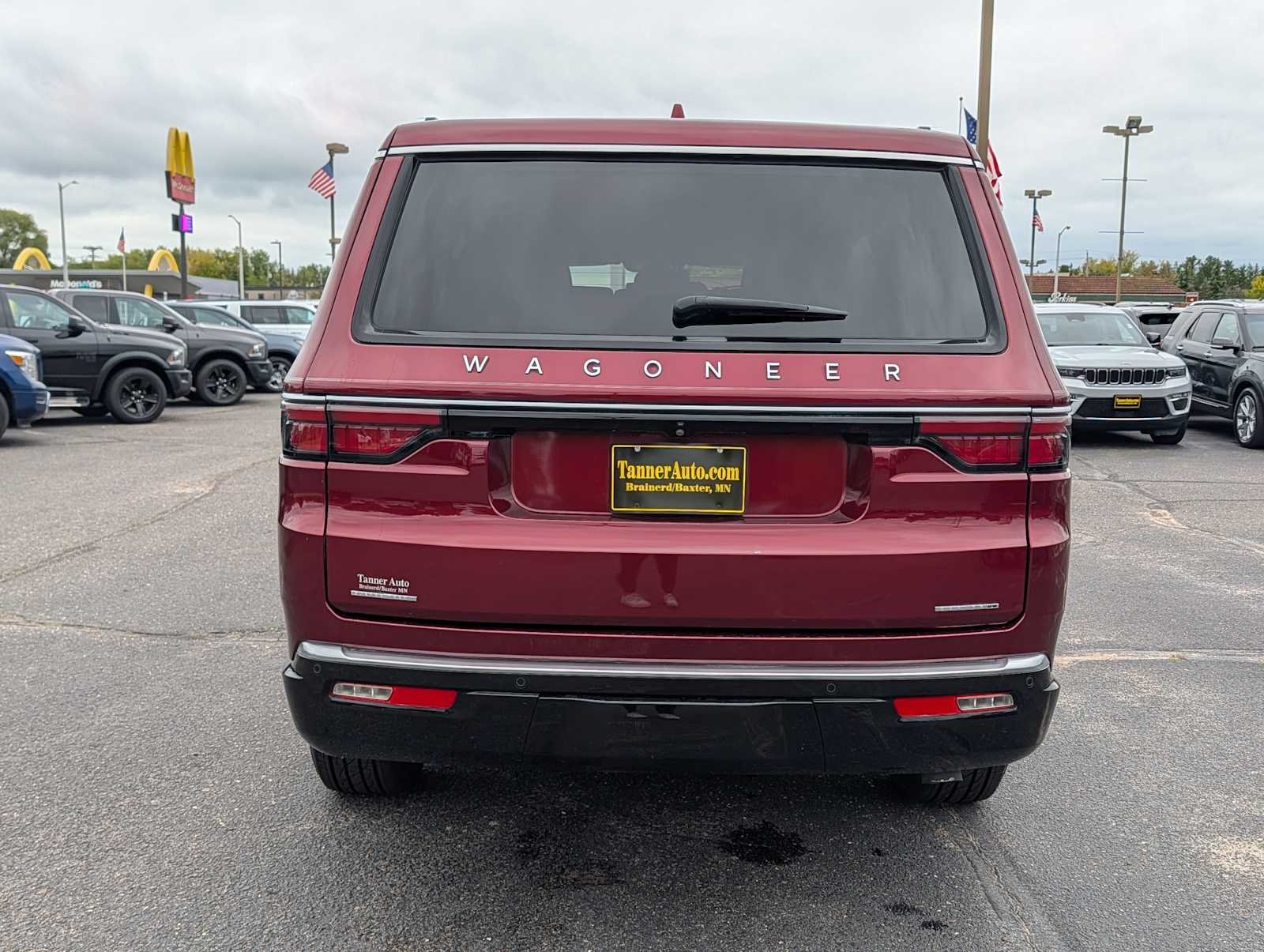 Used 2022 Velvet Red Pearlcoat Jeep Series I image 6