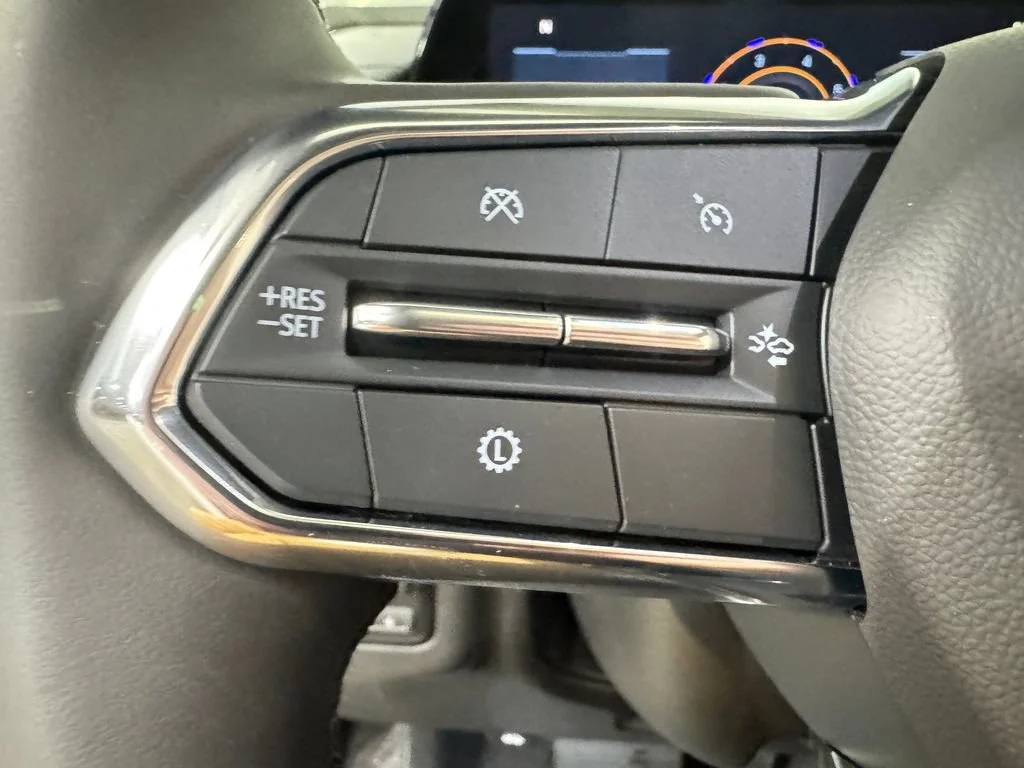New 2026 Summit White Chevrolet LT image 20