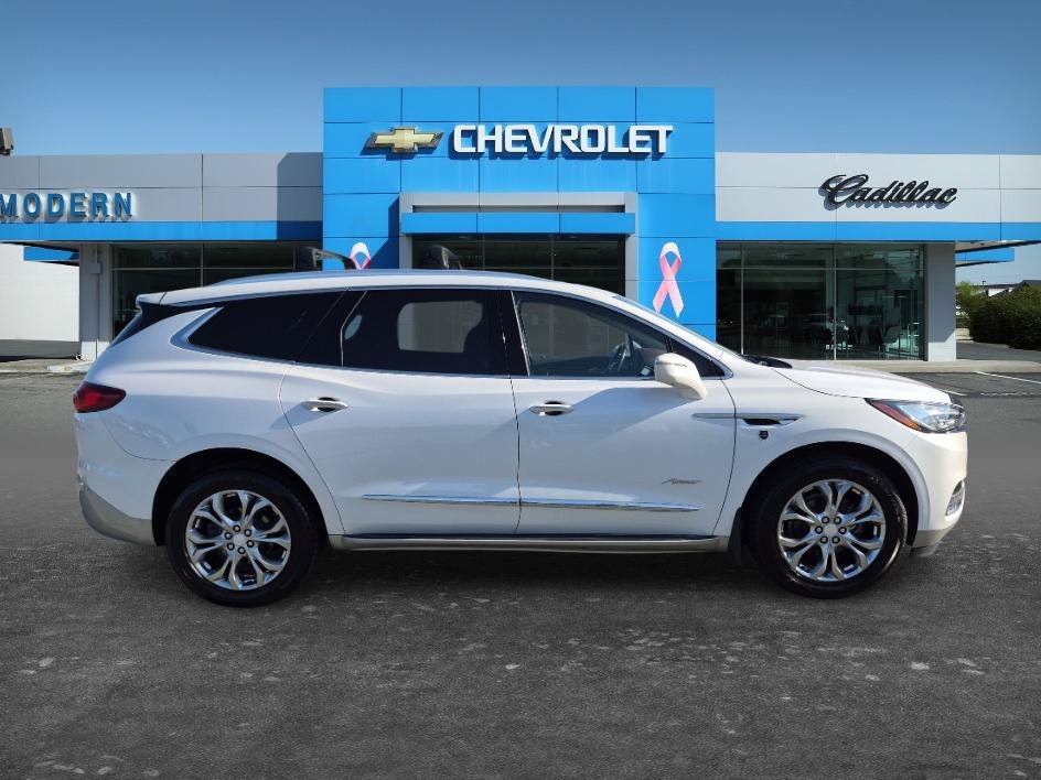 Certified Used 2019 Includes Satin Nickel lower exterior accent color.) Buick Avenir image 6