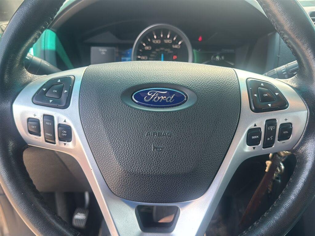 Used 2015 Magnetic Metallic Ford XLT image 12