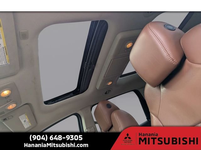Used 2017 Red Chevrolet Premier image 22