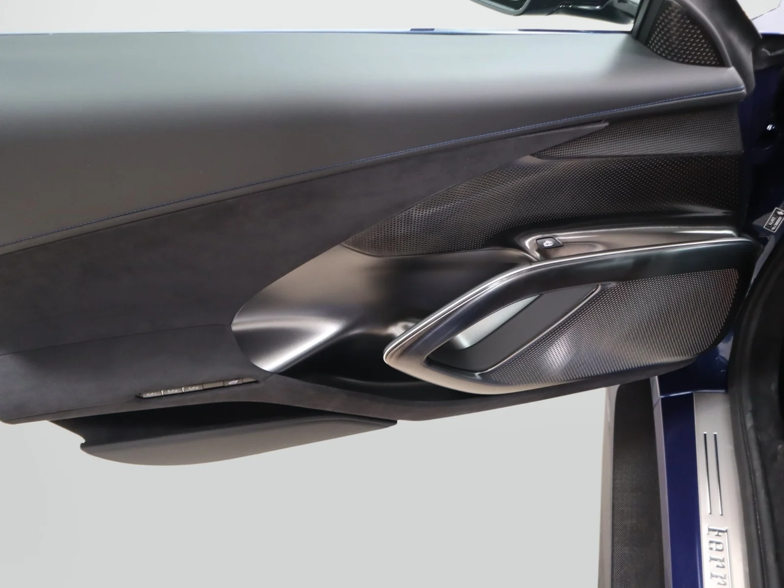 2025 Ferrari 12Cilindri Base - Photo 18
