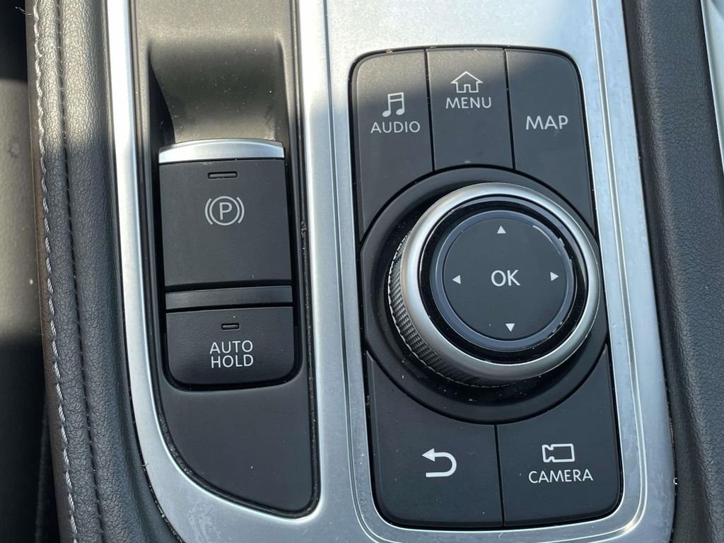 Used 2026 Blue INFINITI LUXE image 32