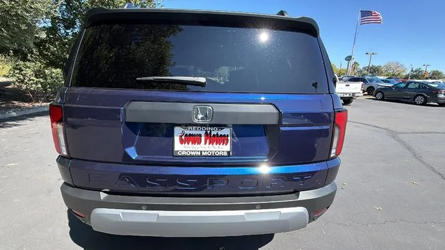New 2026 Obsidian Blue Pearl Honda RTL image 5