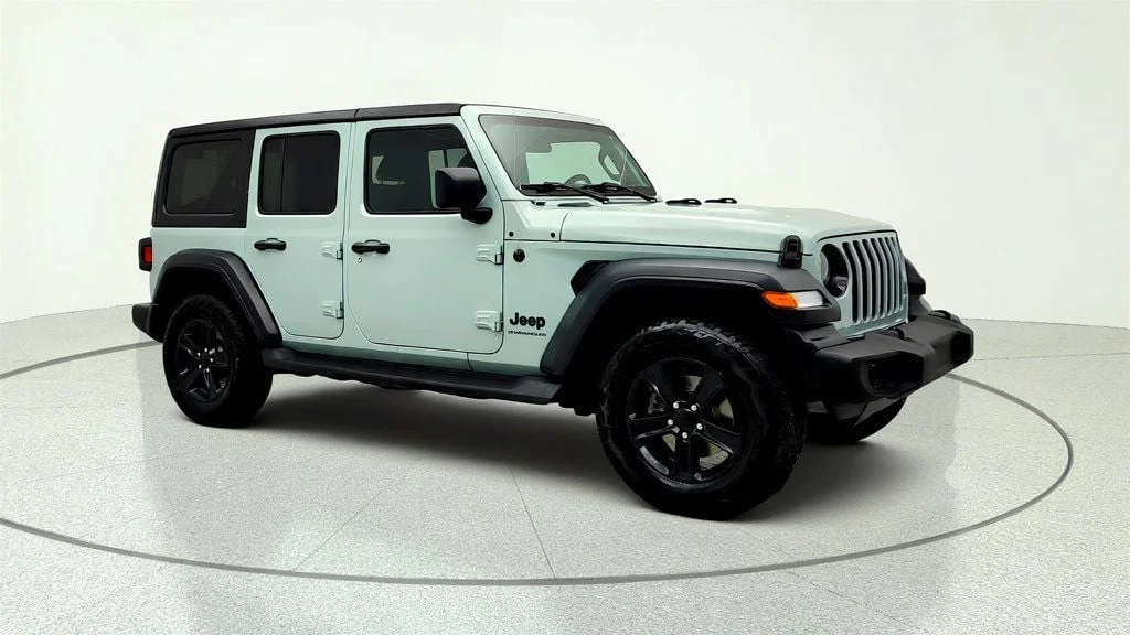Used 2023 Earl Clearcoat Jeep Sport Altitude 4 Door 4x4 w/ Alpine Premium Audio & Trailer-Tow image 3