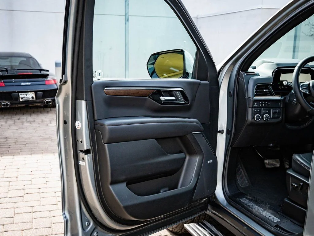 Used 2025 Sterling Gray Metallic Chevrolet High Country image 27