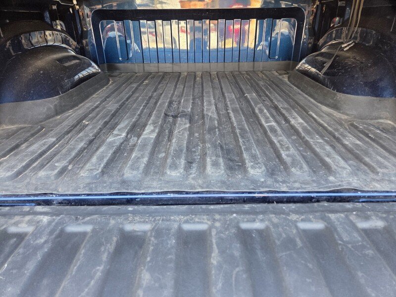Used 2022 Blue Ram Big Horn/Lone Star image 17