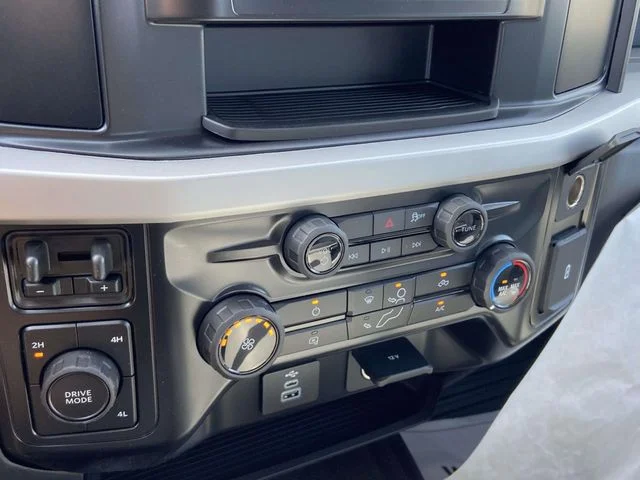 New 2026 Oxford White Ford XL image 20