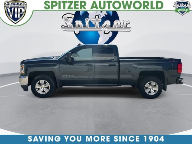 Used 2018 GRAPHITE METALLIC Chevrolet LT image 6