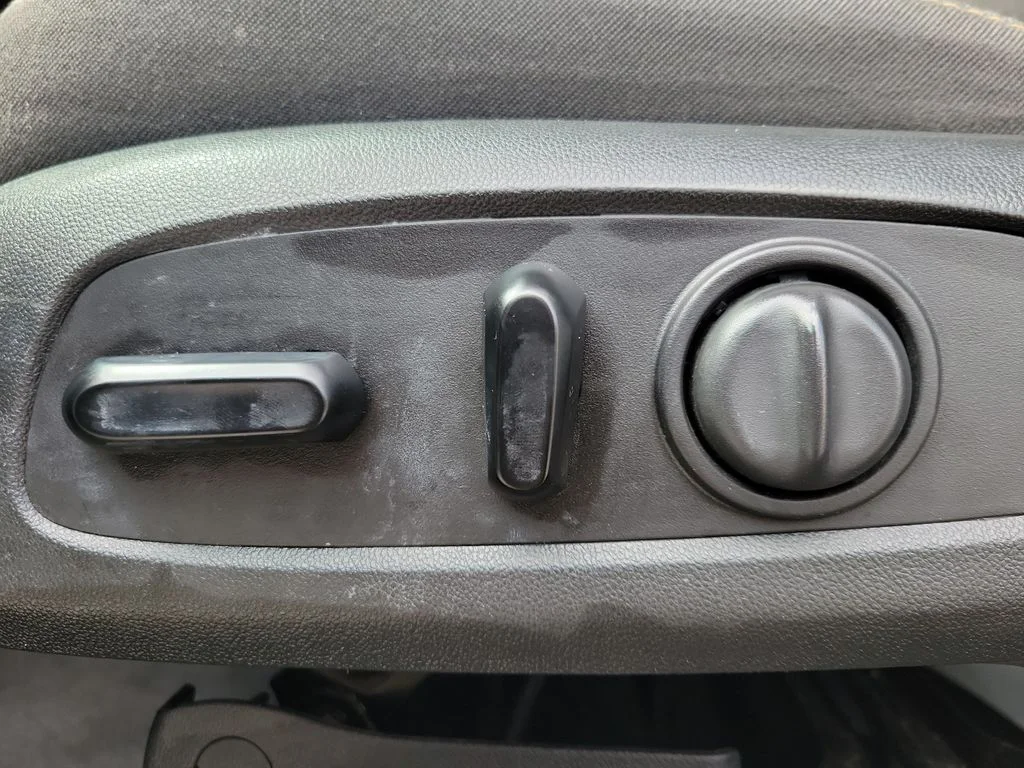 2020 Chevrolet Equinox 2FL - Photo 17
